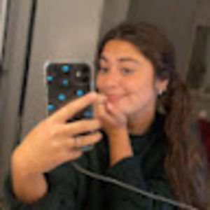 Meet your Posher, Gabi